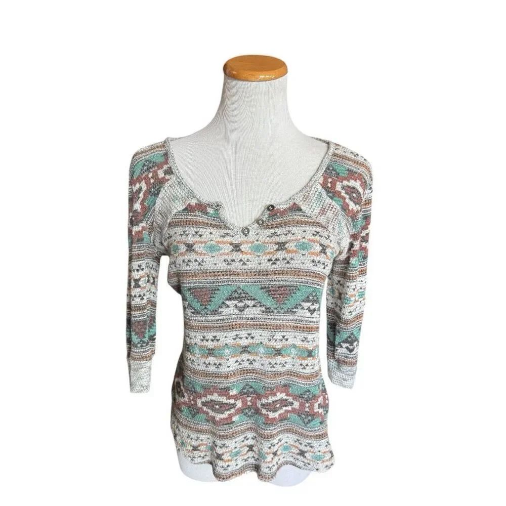 Womens No Boundaries Bohemian Waffle Knit Split Neck Tribal Print Top - Sz L